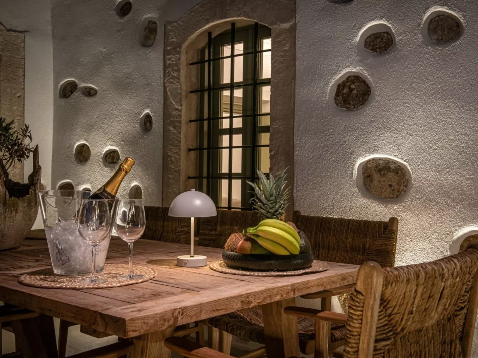 Mint Villa "by Checkin"-Drinnen