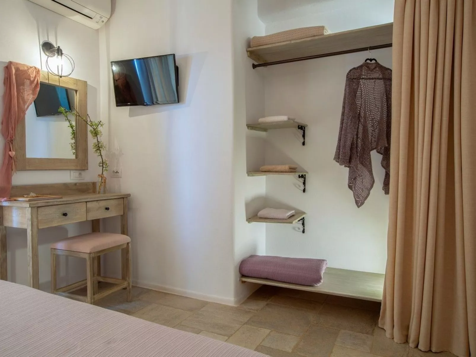 "Agapi" mit Infinity-Pool-Image-tags.info