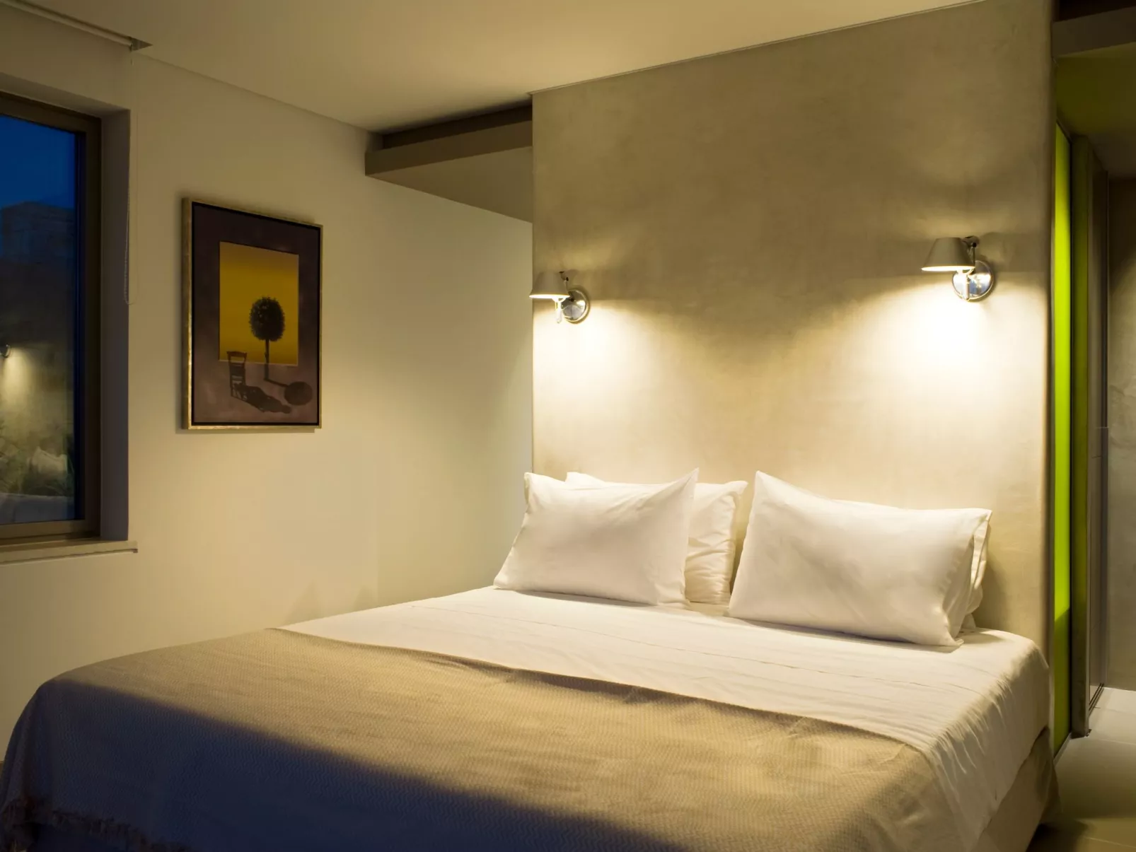 "Villa Symphony"-Image-tags.info