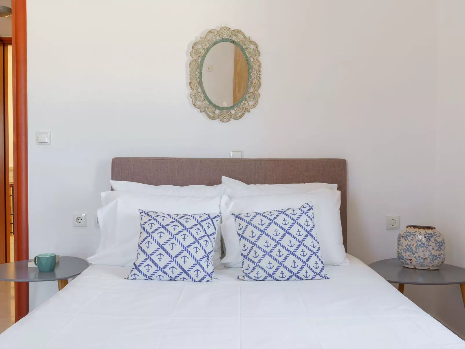 Villa mit Meerblick und privatem Pool, BBQ 1,5km vom Strand entfernt-Drinnen