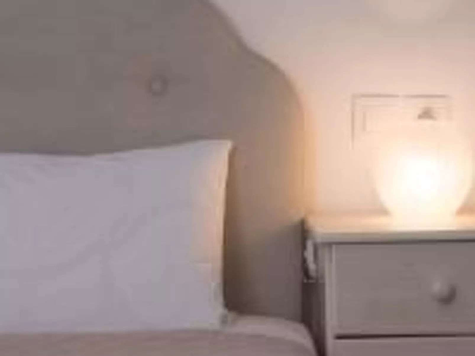 "Mimosa" direkt am Strand-Drinnen