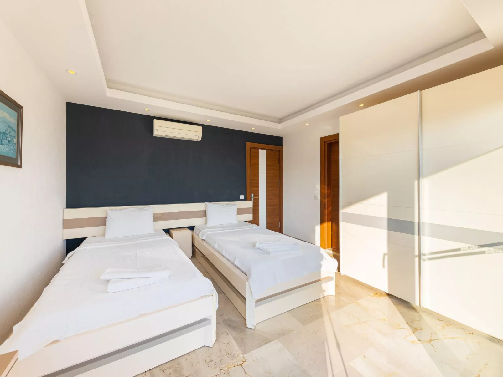 Villa Cap-Image-tags.info