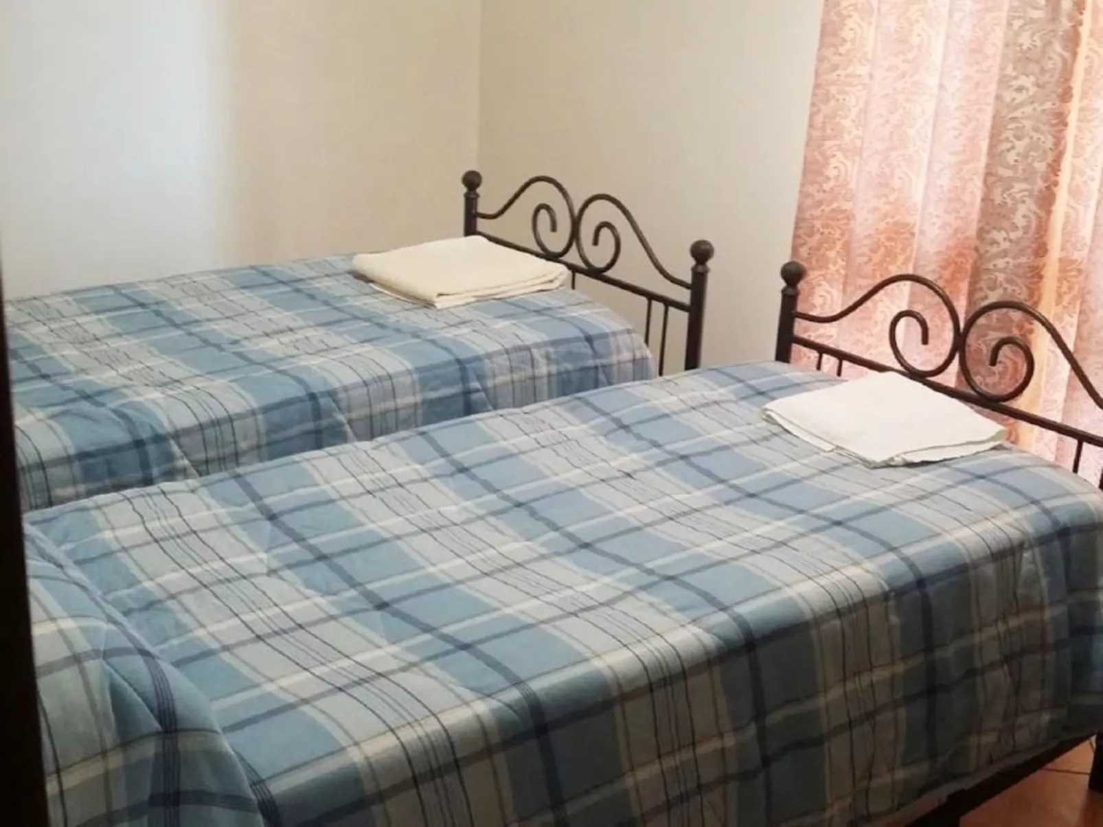 Villa auf dem Seehügel-Drinnen