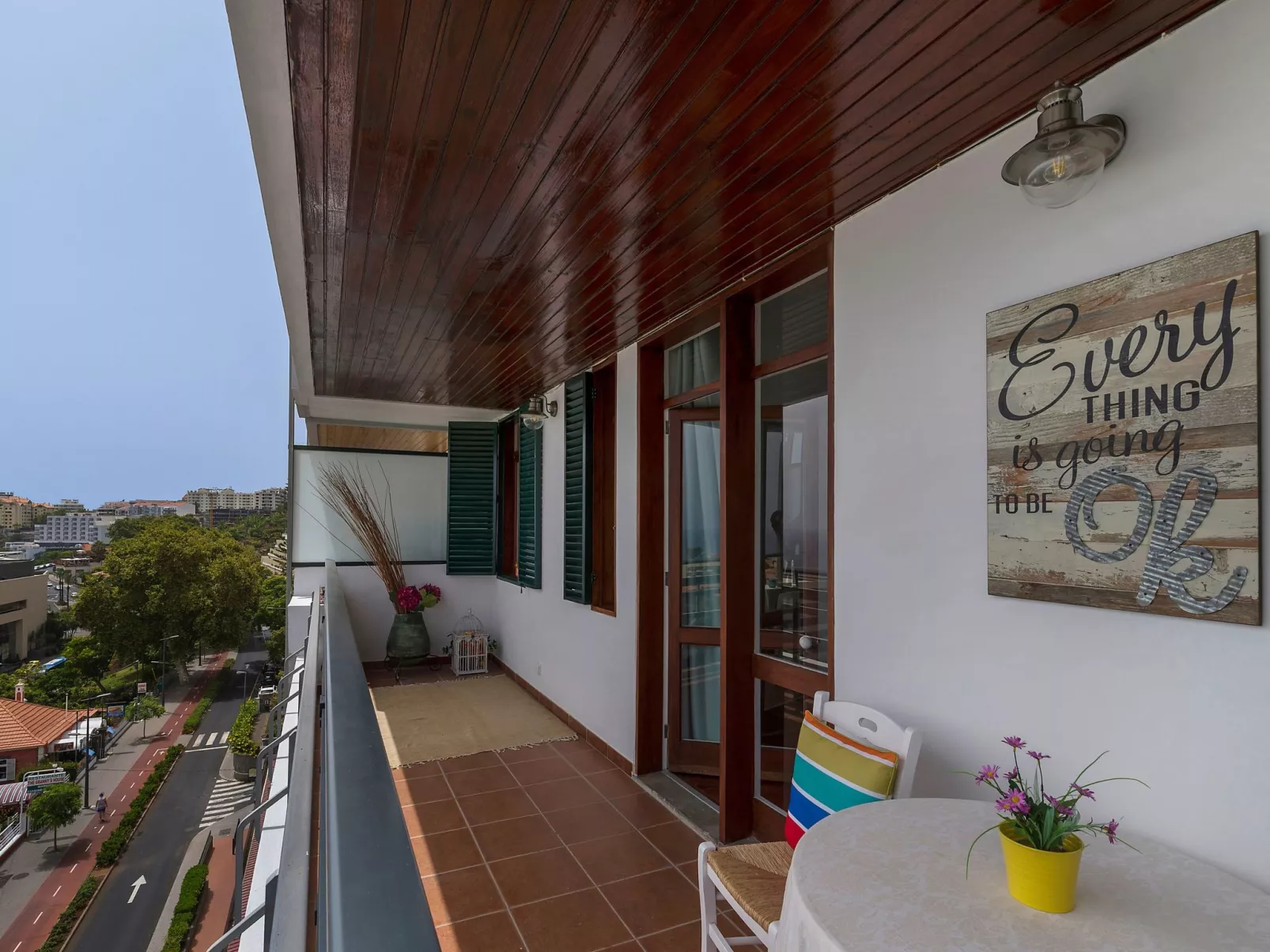 Wohnung mit Balkon und Aussicht in São Martinho - Outside