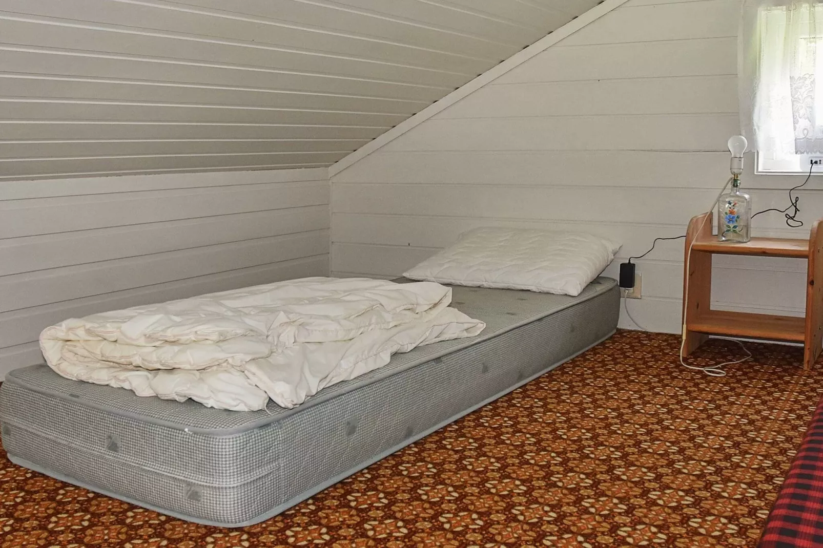 HYTTE 2-Indoor