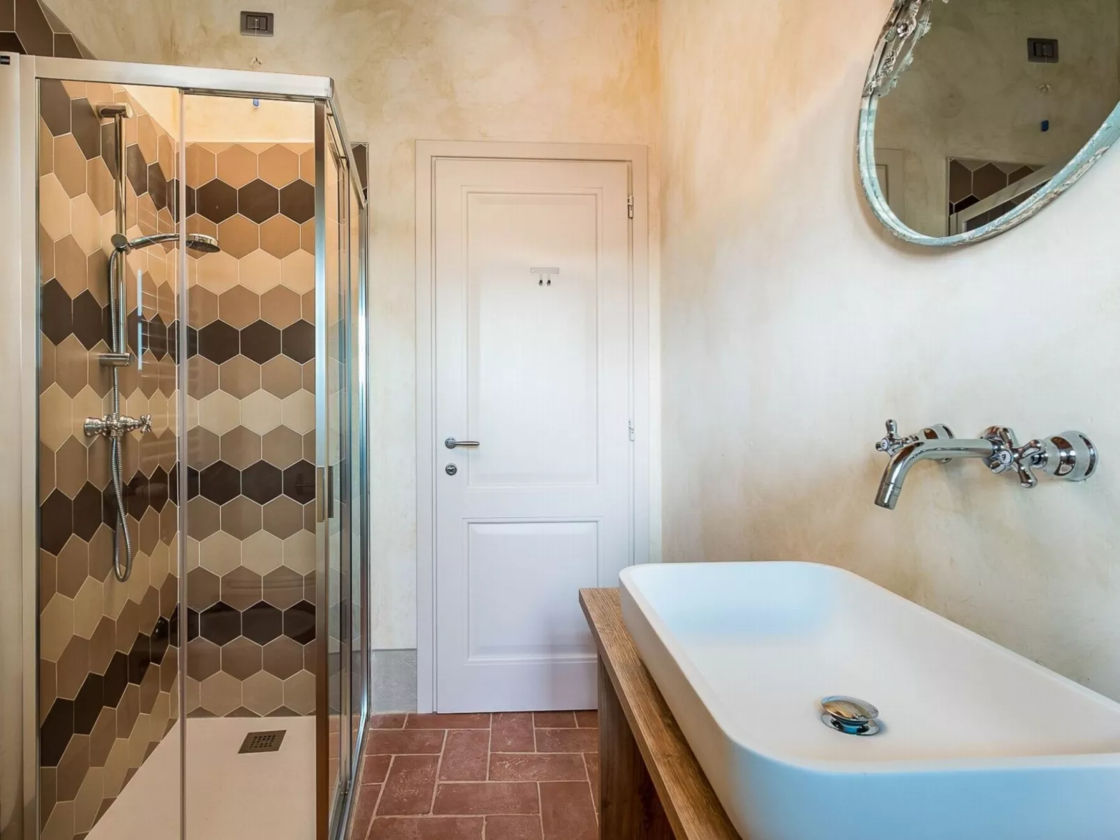 "Cascia T4 Rota" mit Pool-Dedans