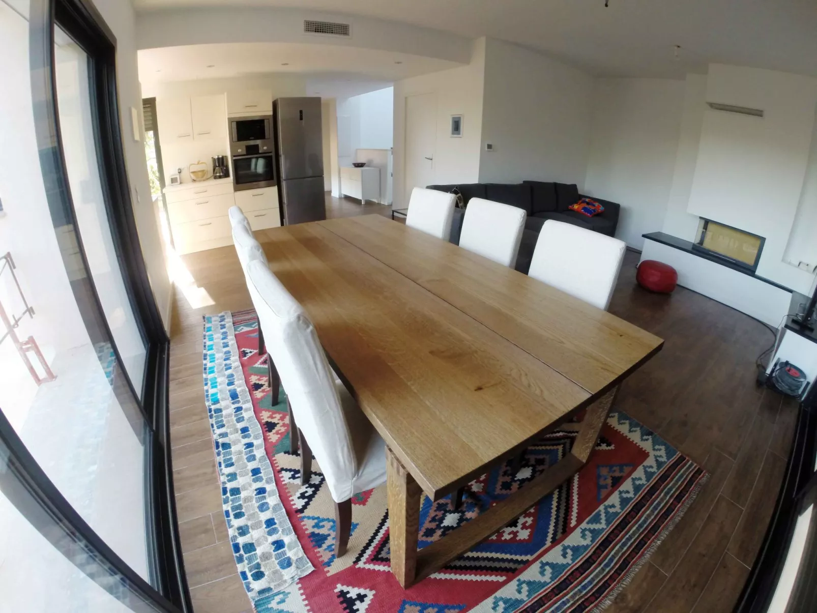 Appartement mit Infinity-Pool-Dedans