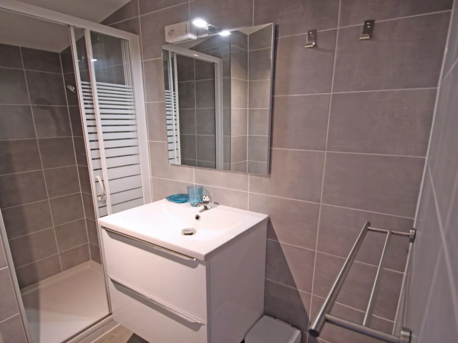 Appt T4 - 6 pers - Vue Mer - Piscine Résidence - Inside