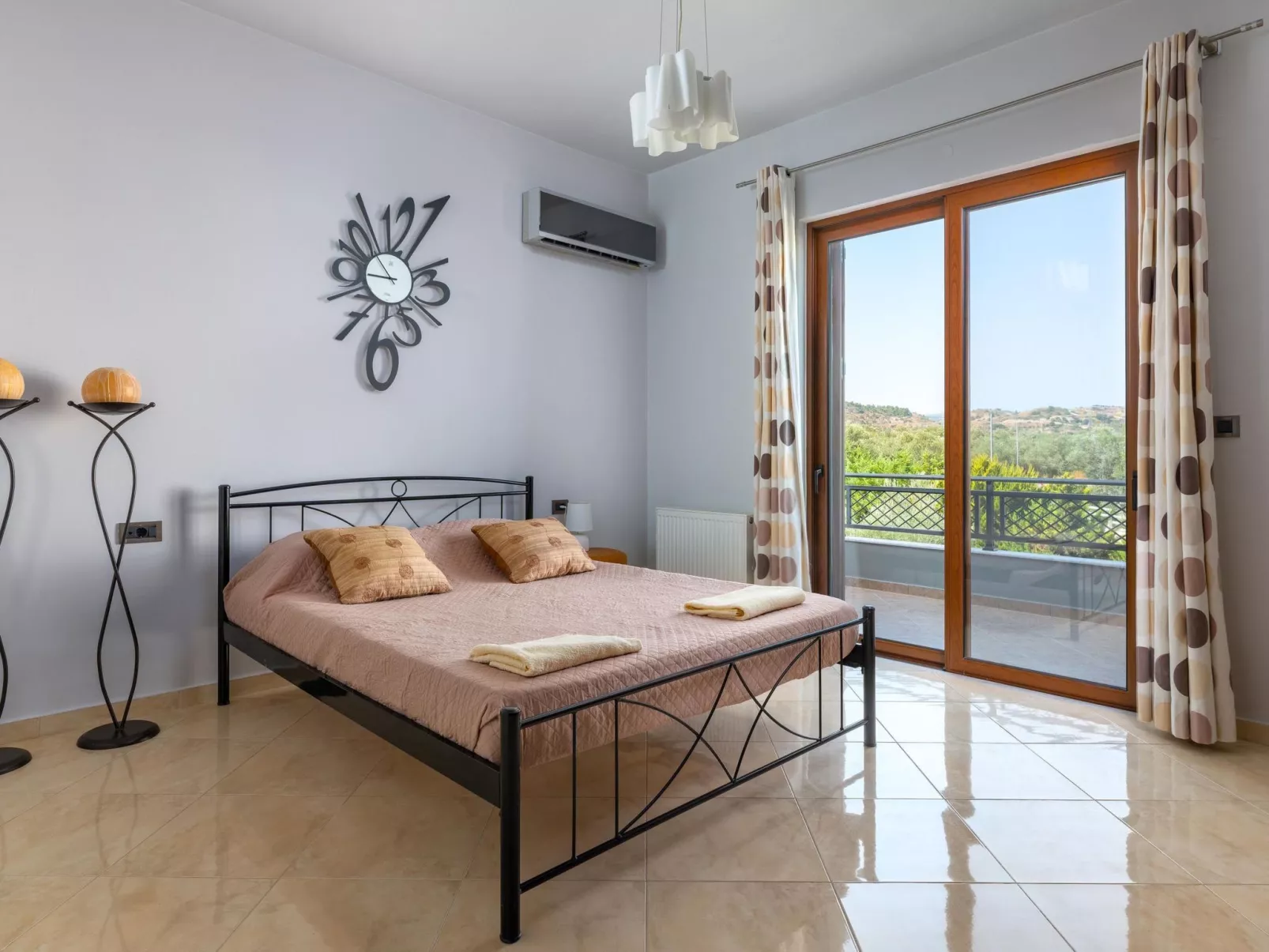 Villa Vergio in der Nähe des Strandes-Inside