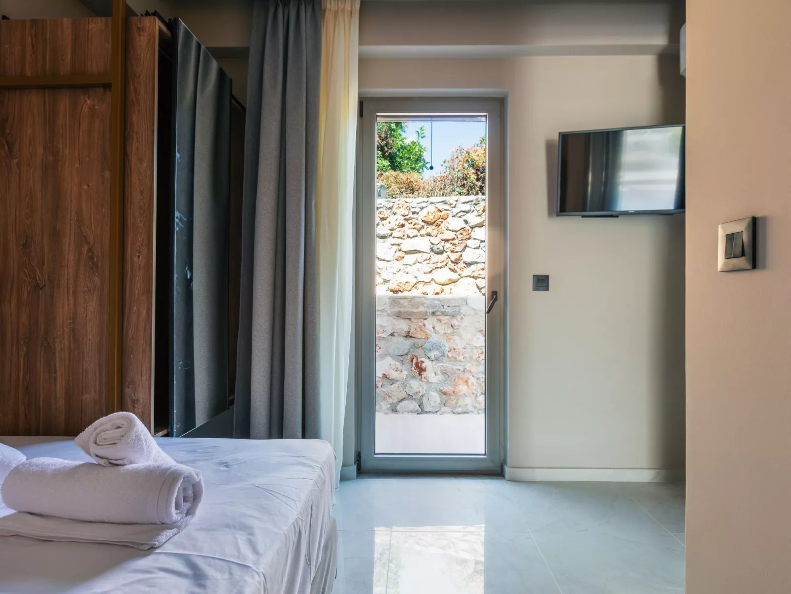 Isla Villen und Suiten Uranus Villa-Image-tags.info