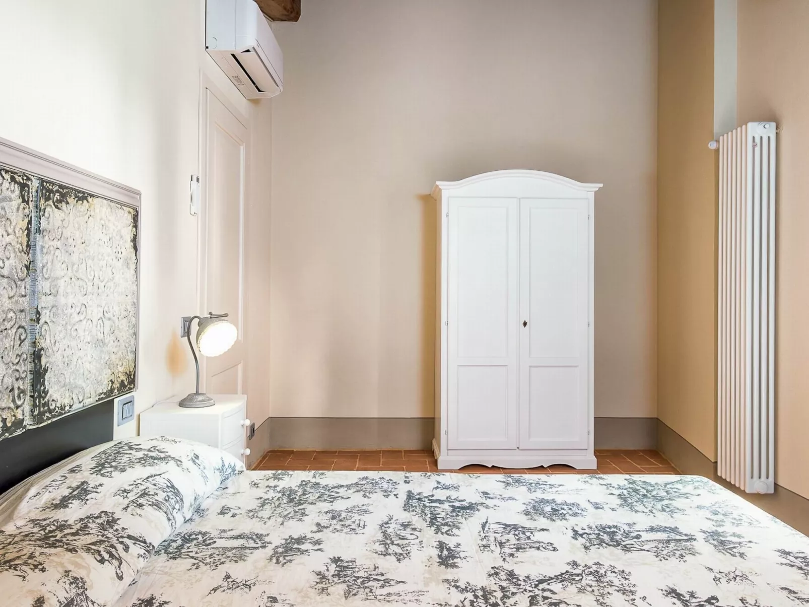 'Belvedere Q7 Rota'-Inside