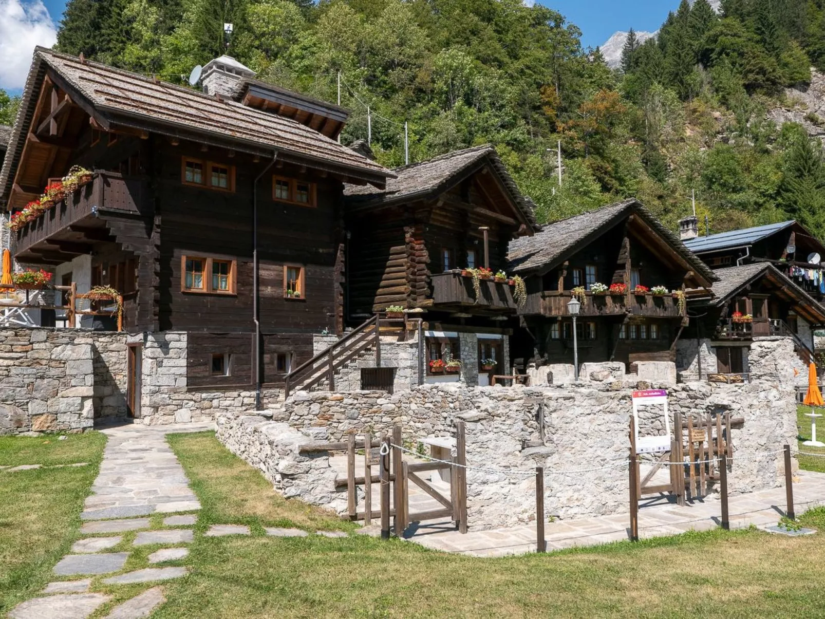 Chalet Borgo Walser Testa 2-Draußen