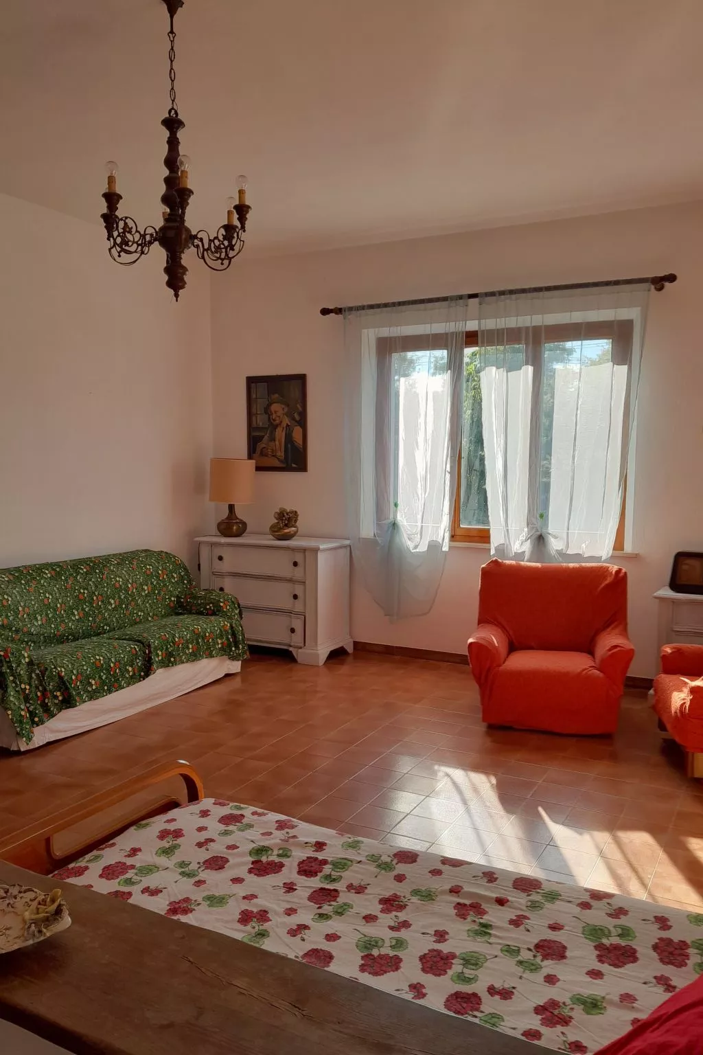 Wohnung 'Rose' mit Terrasse-Drinnen