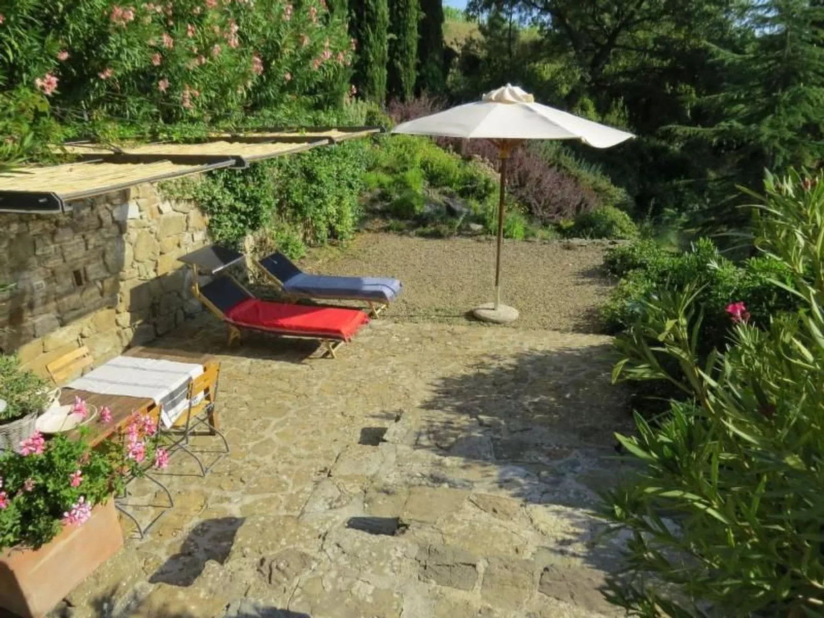 L'Alto grosses Haus-Draußen