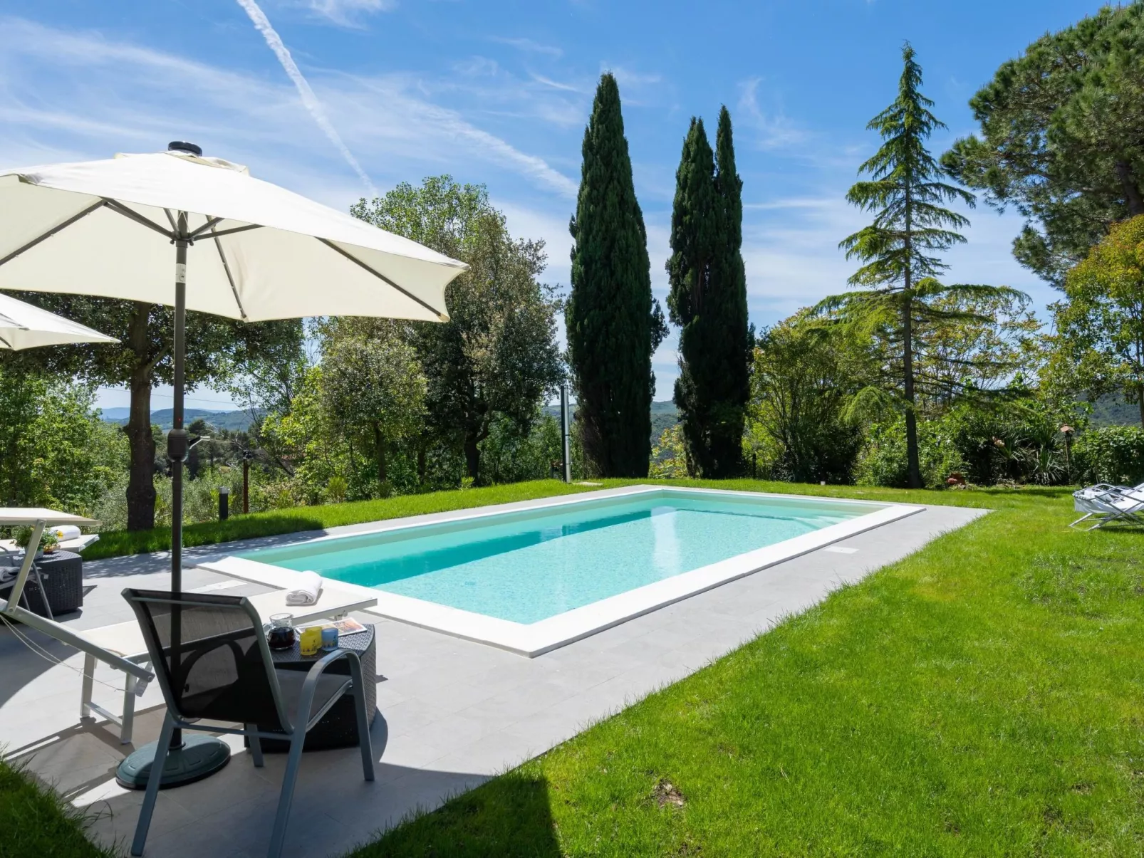 Villa 'Edi' mit eigenem Pool-Draußen