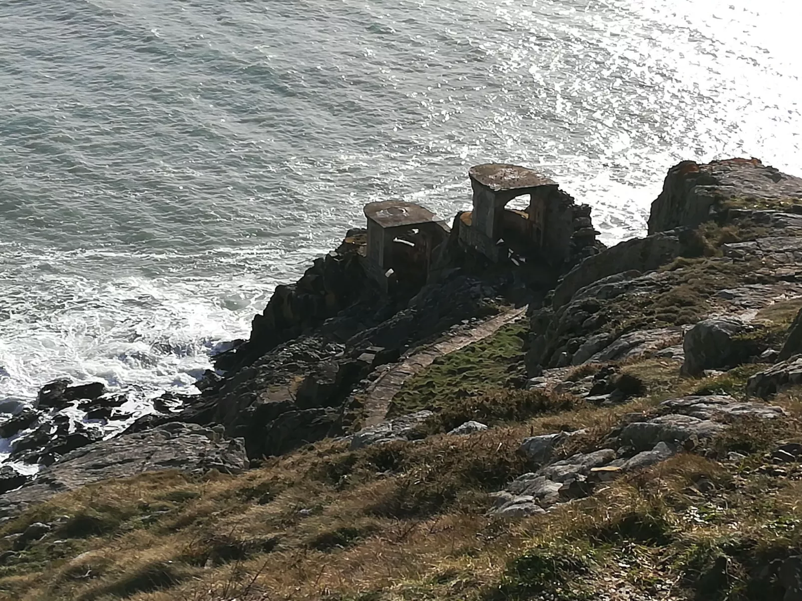 Charmantes Haus mit privatem Jacuzzi in der Bretagne-Dehors
