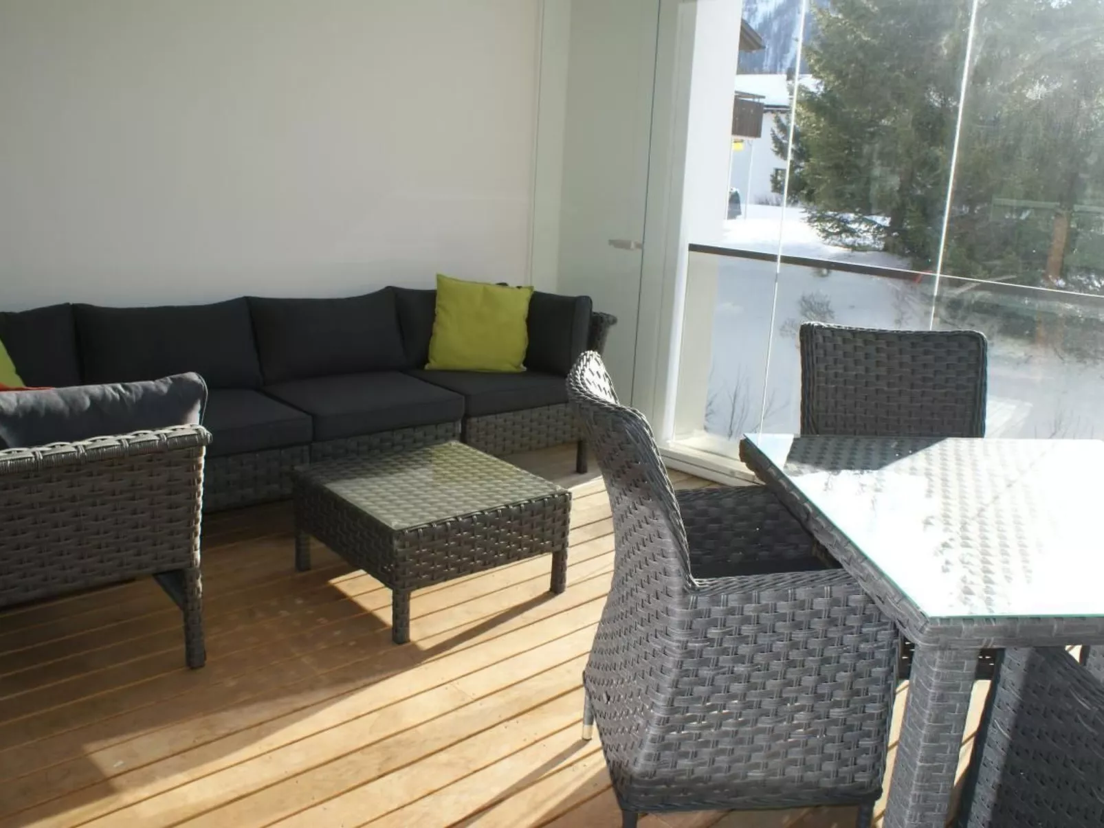 Seepromenade direkt am Davoser See-Dedans