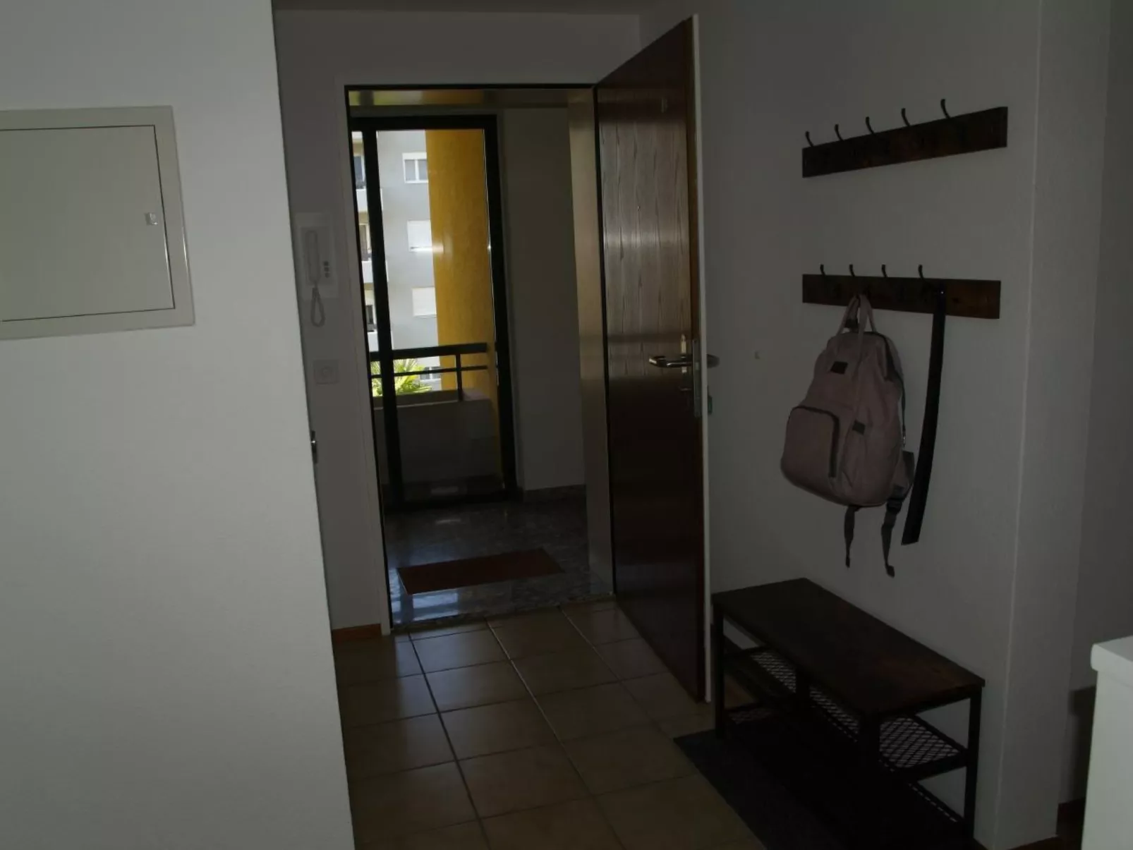 Casa Robinia-Drinnen