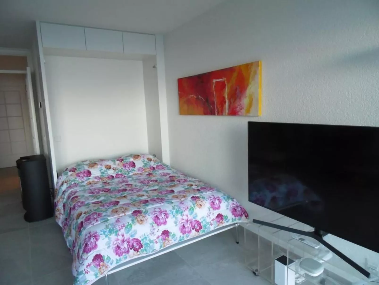 Appartement mit Balkon-Drinnen