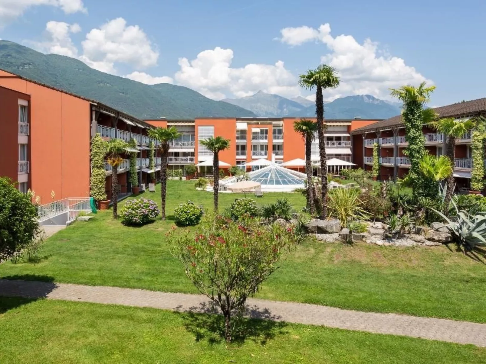 Golf Ranch, 1er Stock-Outside