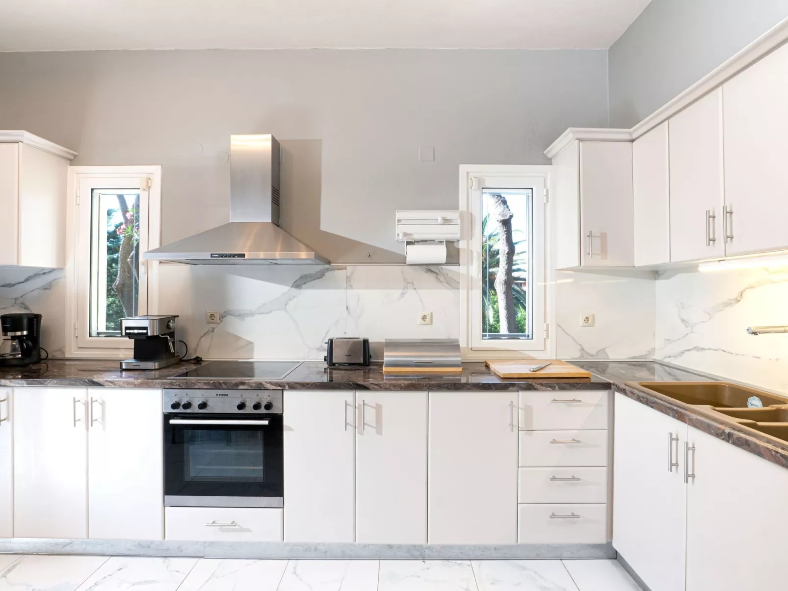 Ferienvilla "Villa kerkyra" mit eigenem Pool-Dedans