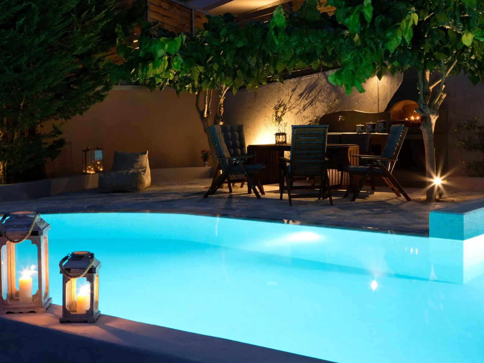 Herrliche Villa mit schönem Pool, Terrasse und Meerblick-Image-tags.info