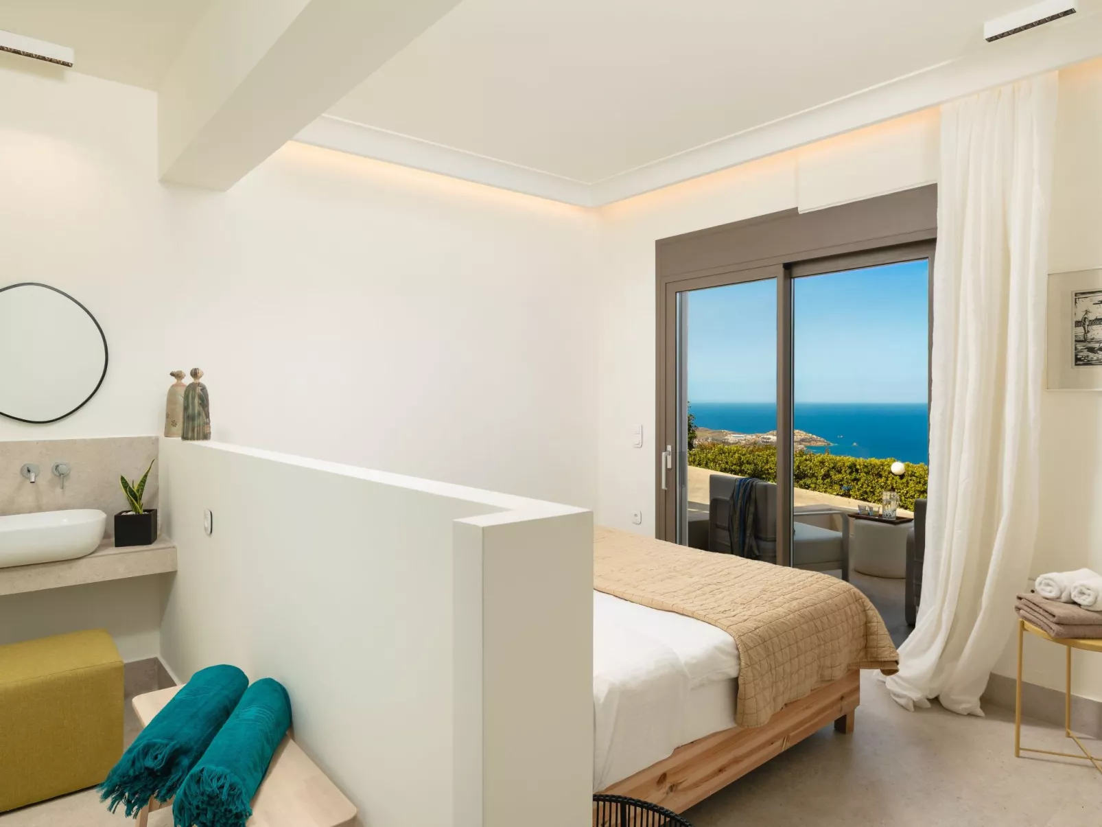 Luxuriöses Anwesen mit Meerblick und beheiztem Infinity-Pool-Dedans