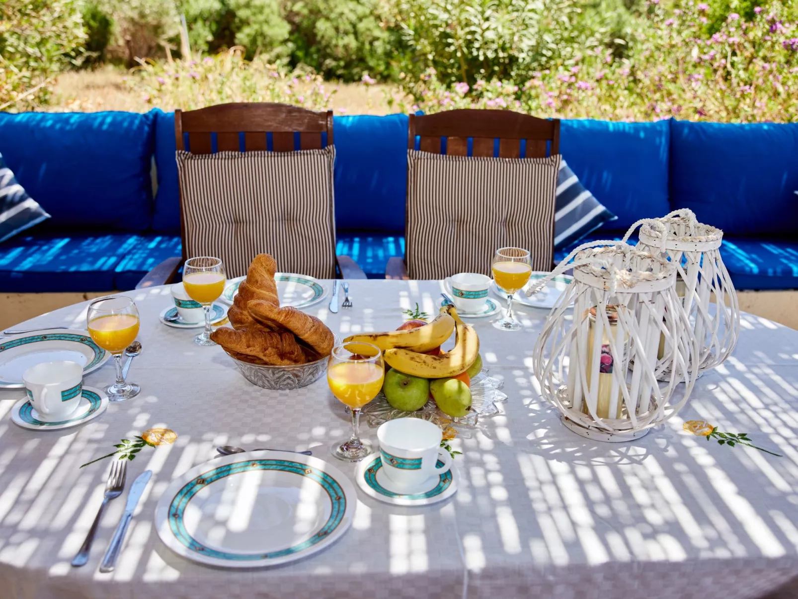 Edem Paradise-Dedans