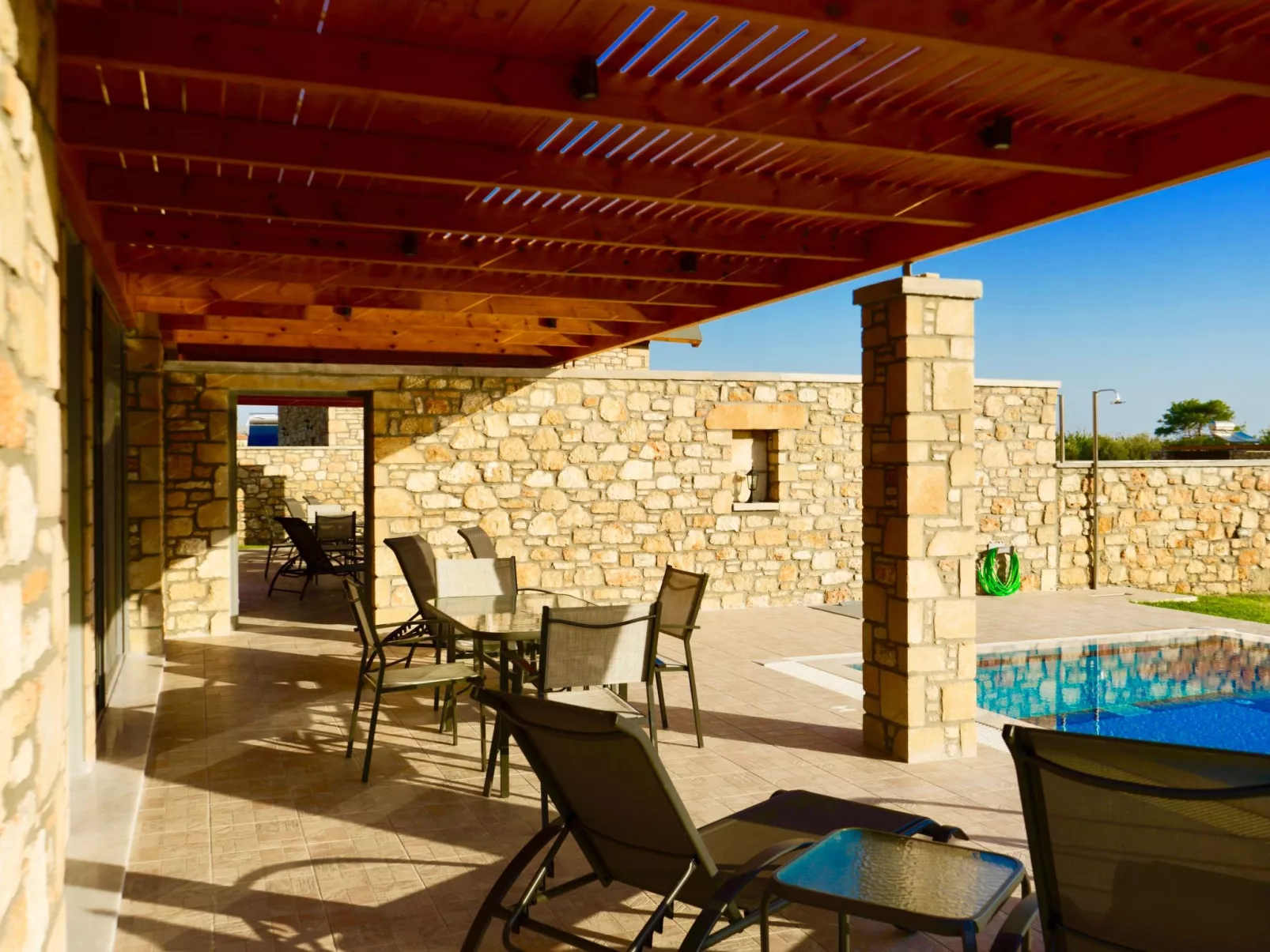 Mit Garten, Grill und Terrasse-Dehors