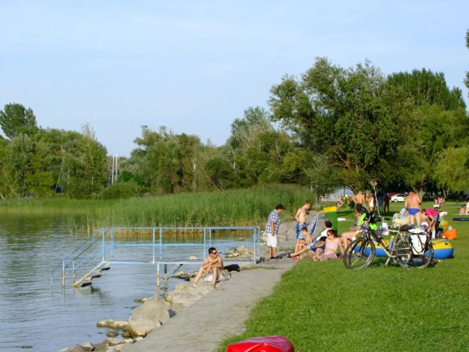 Wohnung in Balatonberény mit Möblierter Terrasse-Draußen