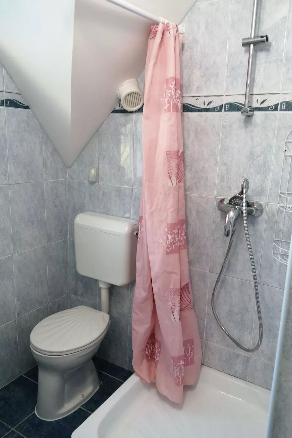 Mit Garten, Grill und Terrasse-Dedans