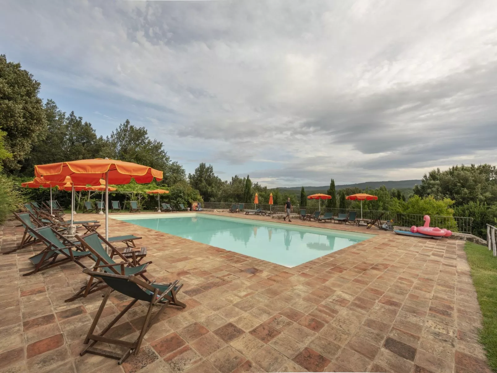 Mascie Merlo-Draußen