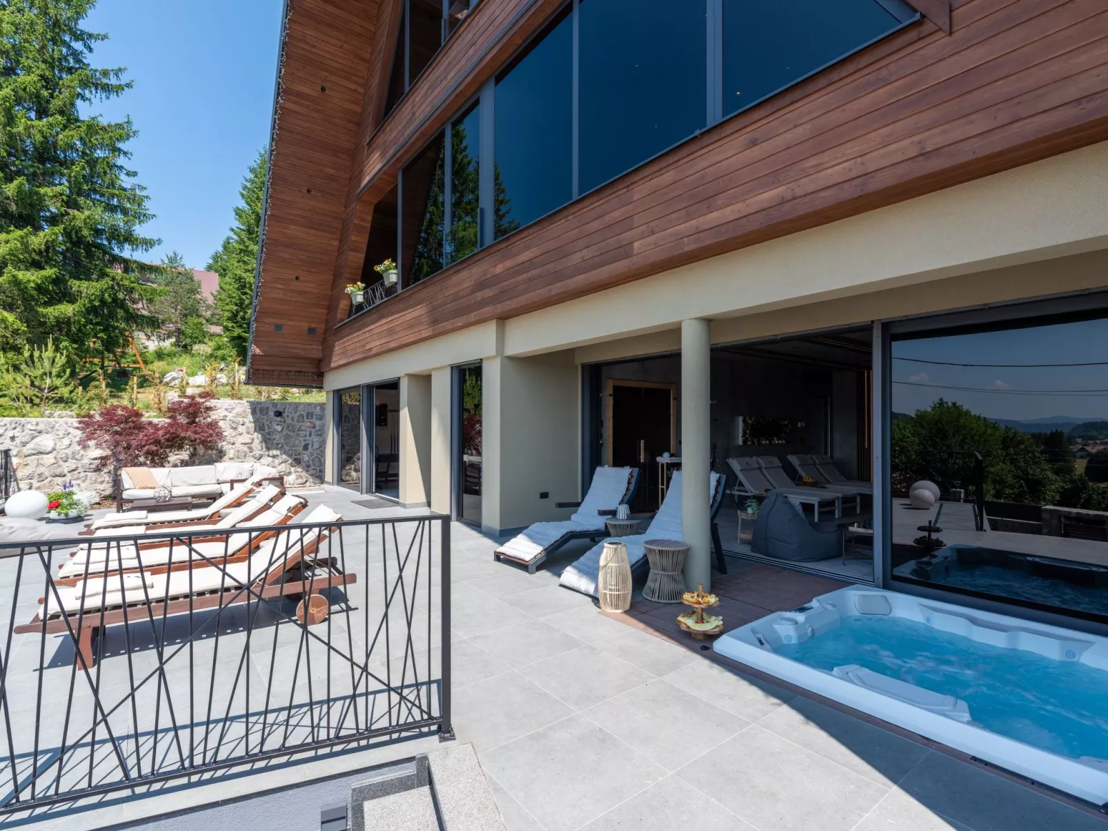 Chalet "Forest Hill" mit Hallenbad-Inside