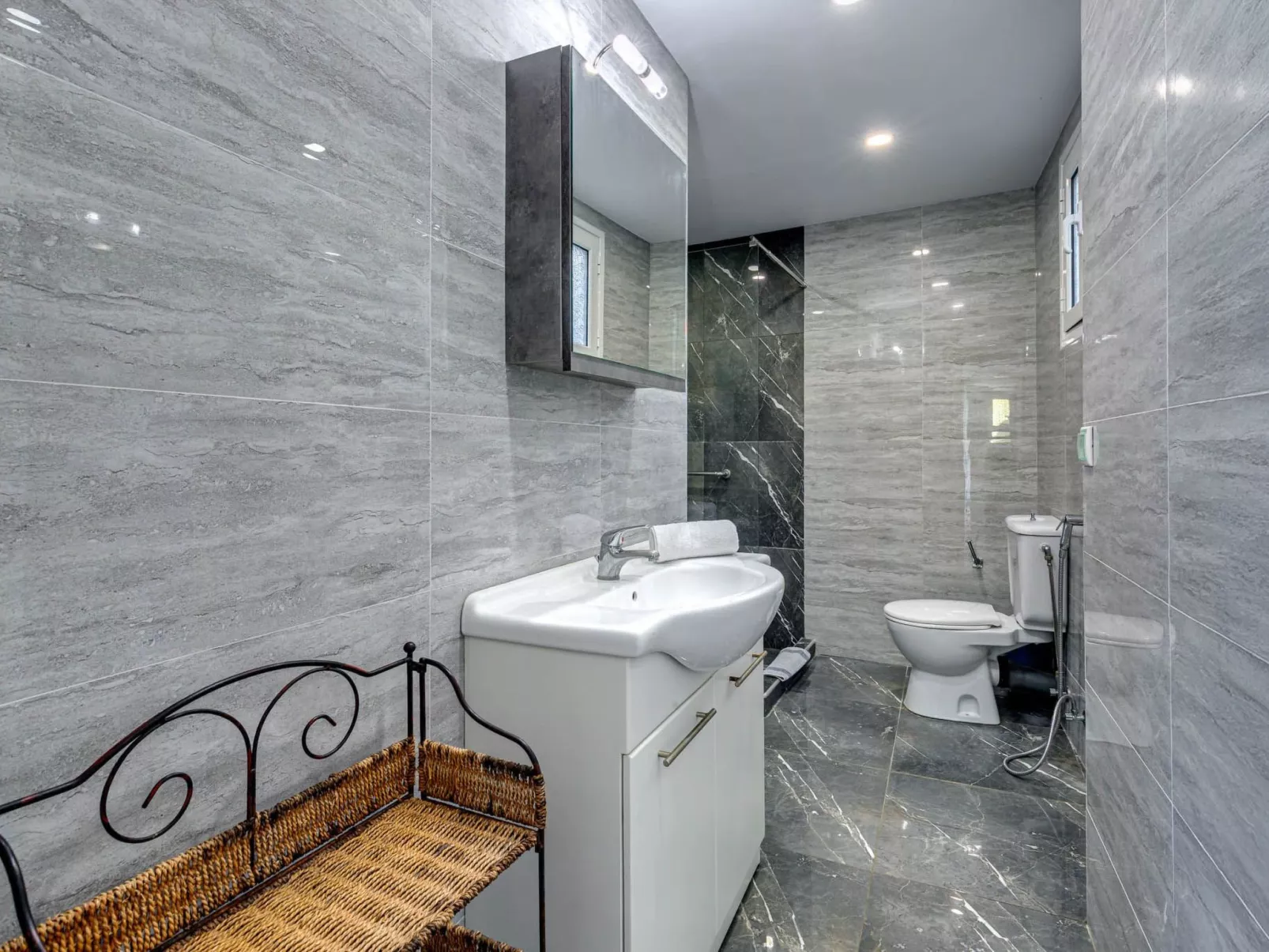 "Villa Nafsika"-Inside