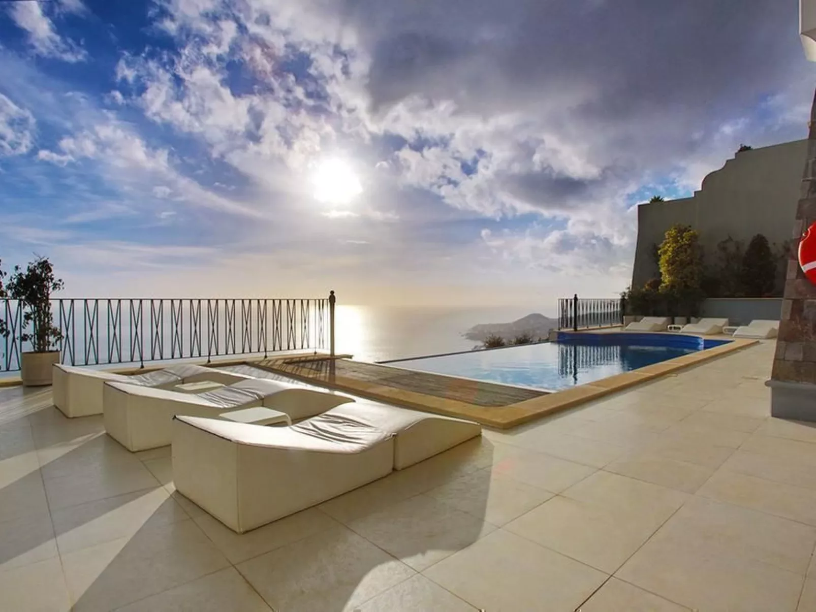 Schönes Ferienhaus in Sao Goncalo mit Privatem Pool-Image-tags.info