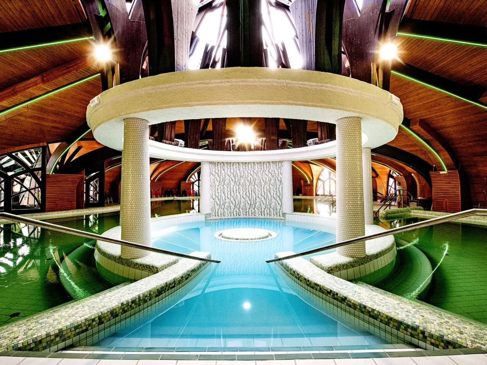 Bequem eingerichtete Wohnung mit großem Garten-Dehors