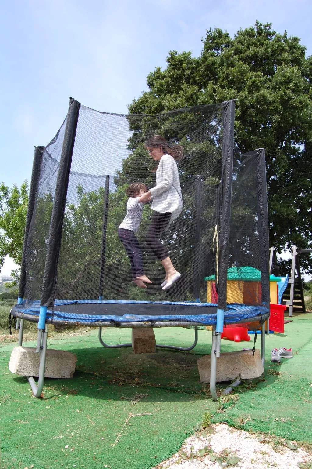 AZZURRO-Image-tags.info