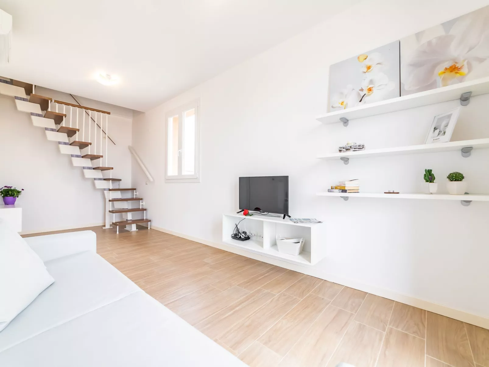 Wohnung mit Balkon-Inside