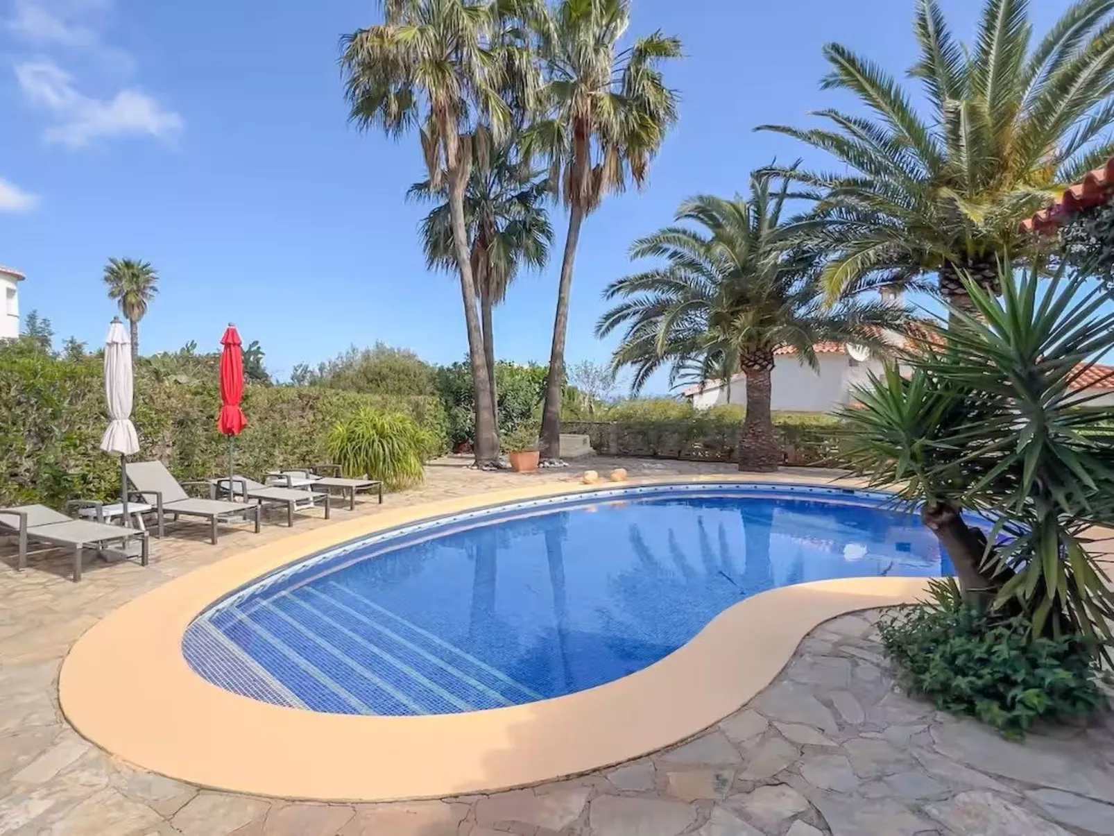 Bezaubernde Villa-Outside