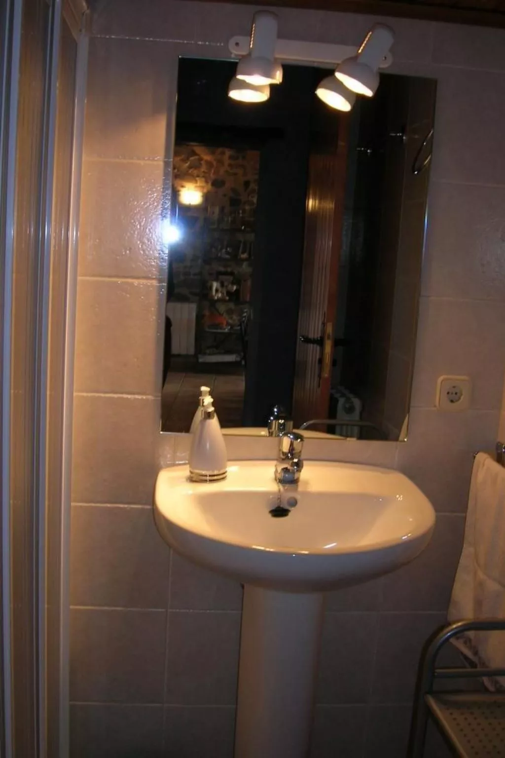 Bauernhaus im Naturpark Gavarres-Image-tags.info