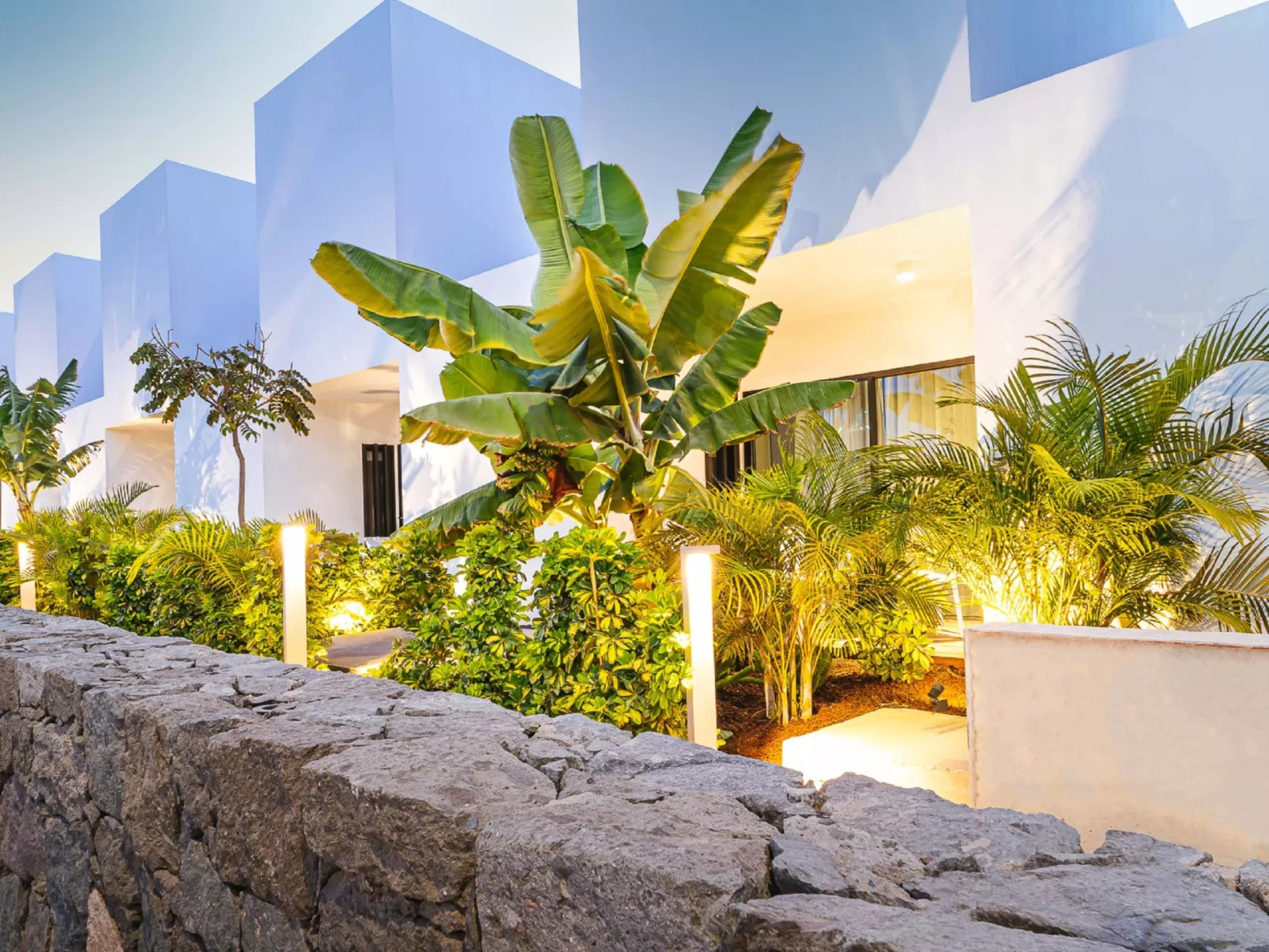 Villa mit Wasserblick-Outside