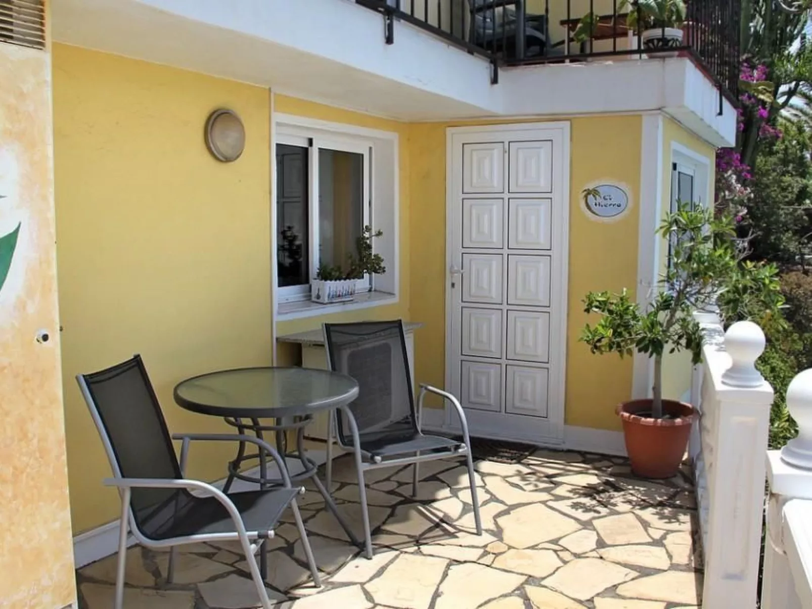 Apartment El Hierro-Outside