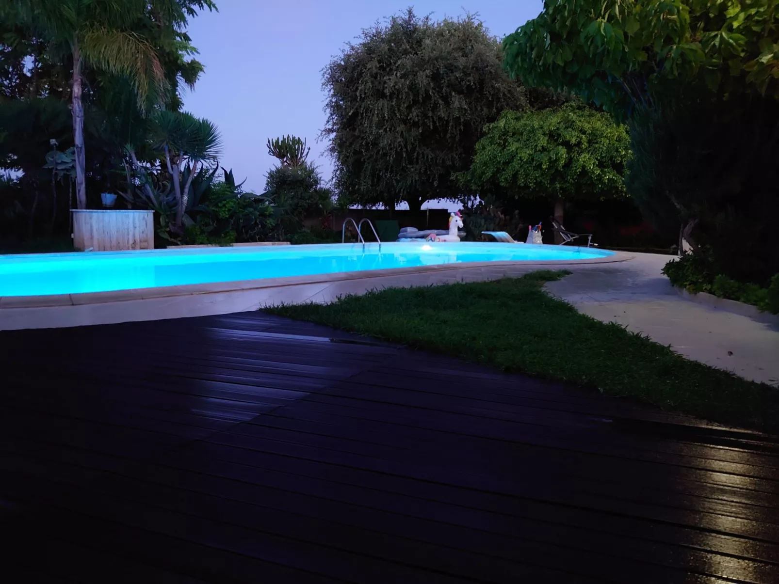 Villa Maya' Anwesen mit Infinity Pool-Outside