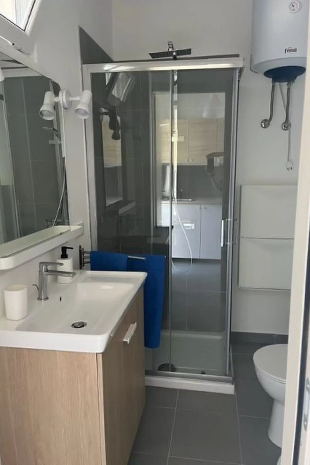 Kleines Haus Valderice-Inside