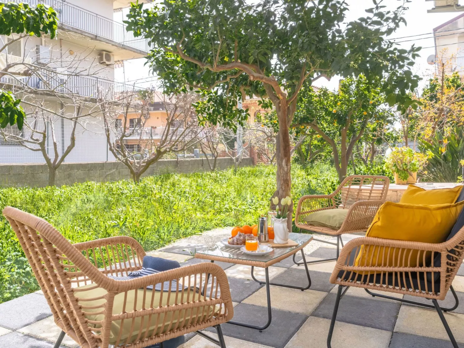 Die Orange und der Goldfisch-Image-tags.info