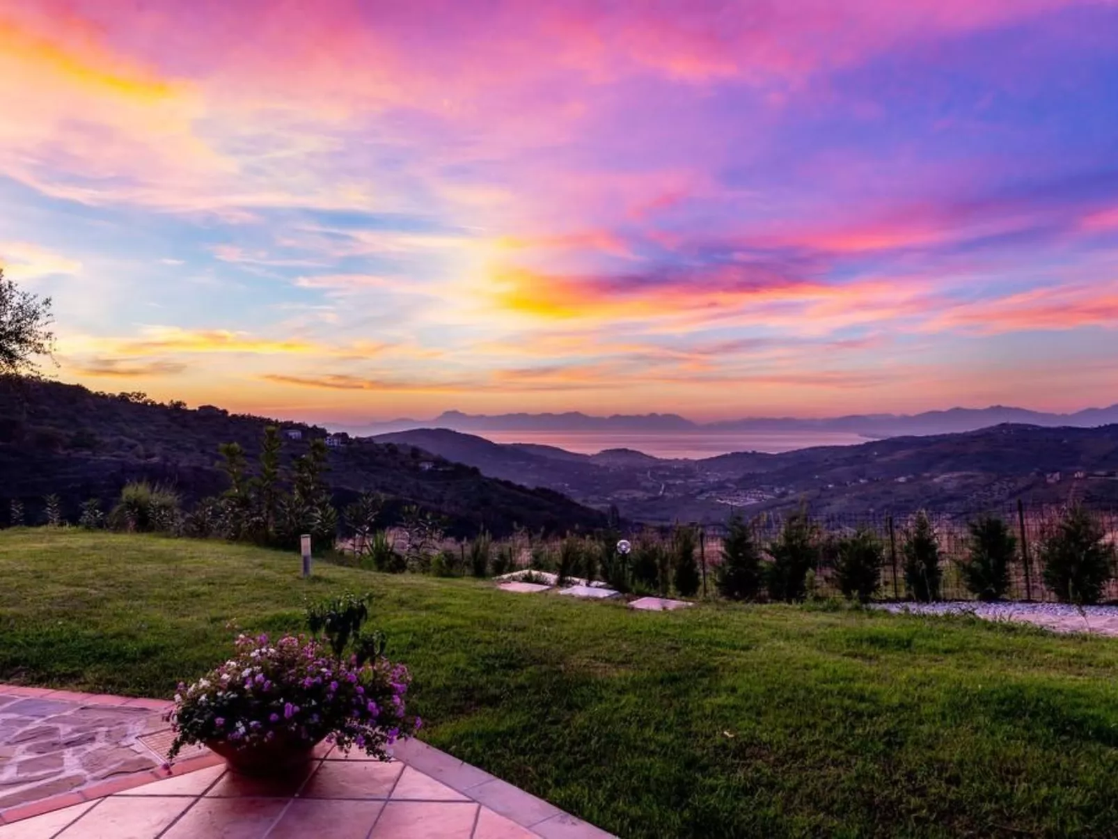 'Granatapfel' mit Pool-Outside