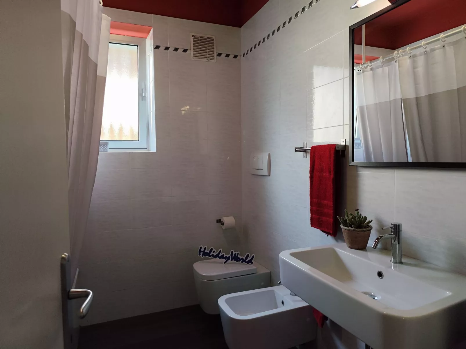 Komfort auf der Bergseite bei Holiday World-Inside