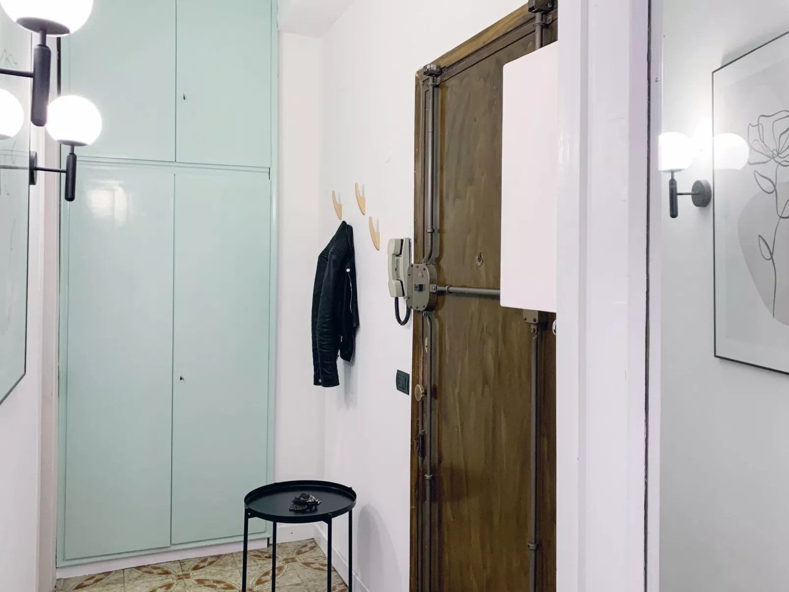 Ein-Zimmer-Wohnung 'Milan' mit Balkon-Drinnen