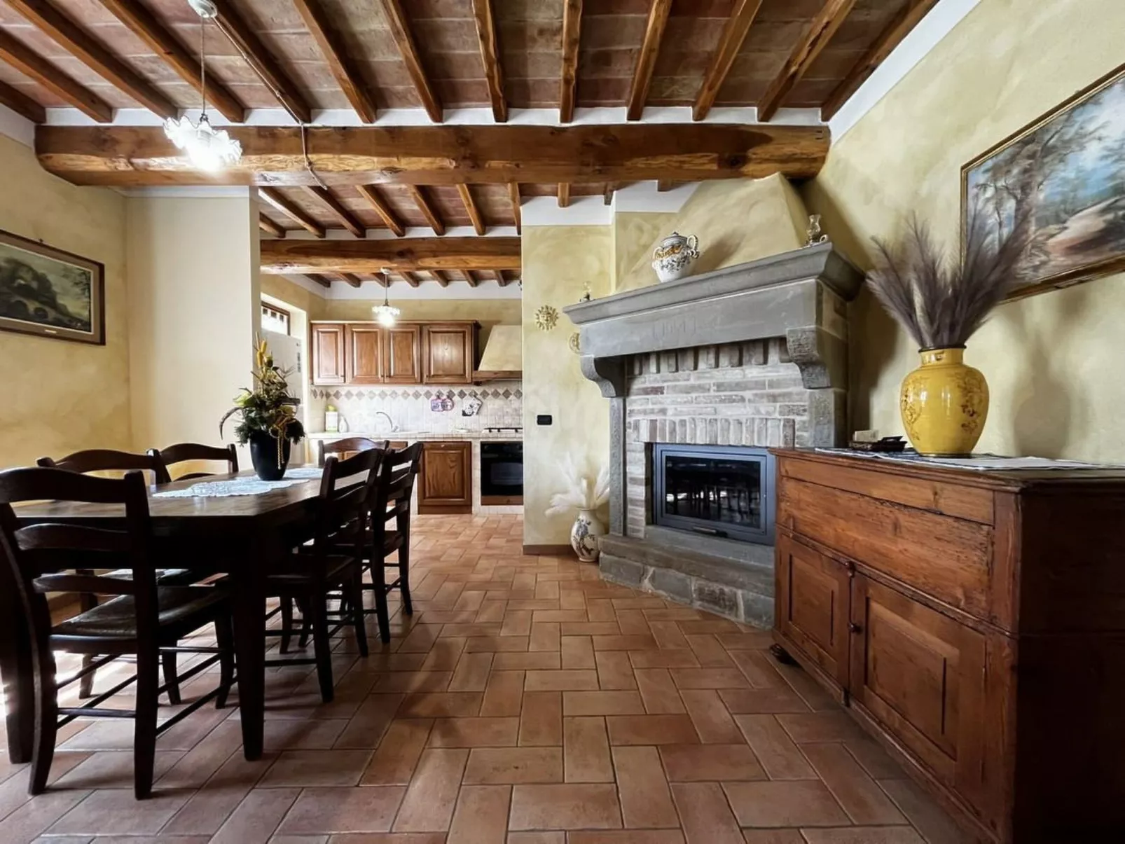 Villa mit privatem Pool zwischen Umbrien und der Toskana-Dedans