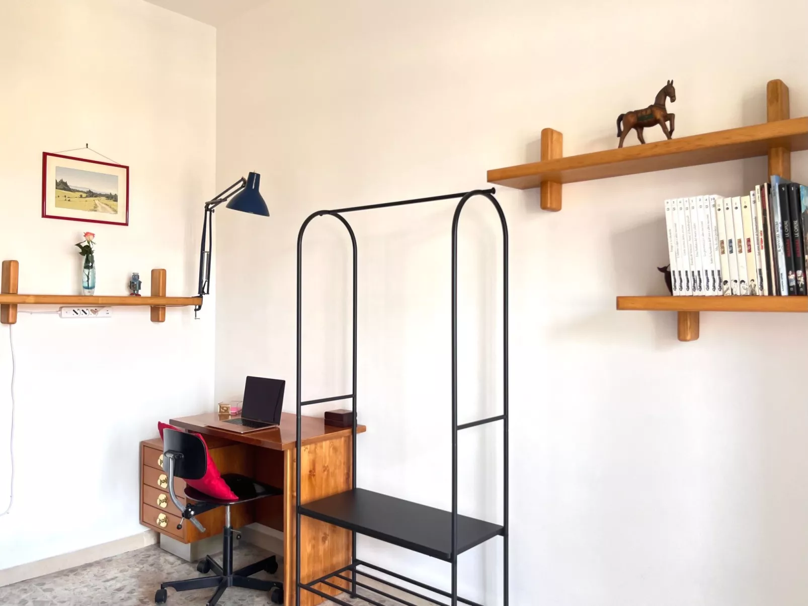 "Vatikan - Apt. x 4-Drinnen